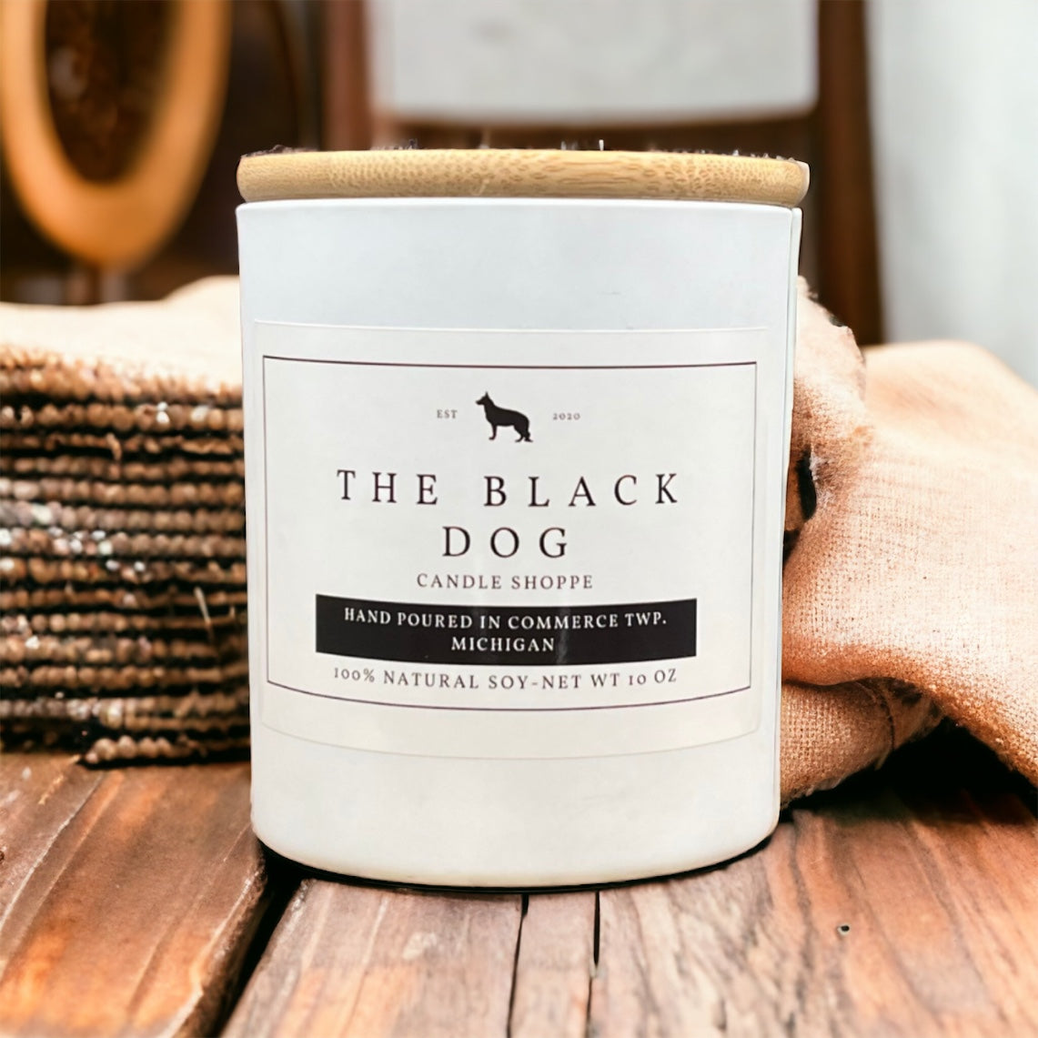 Black Dog Signature Candle - Traditional