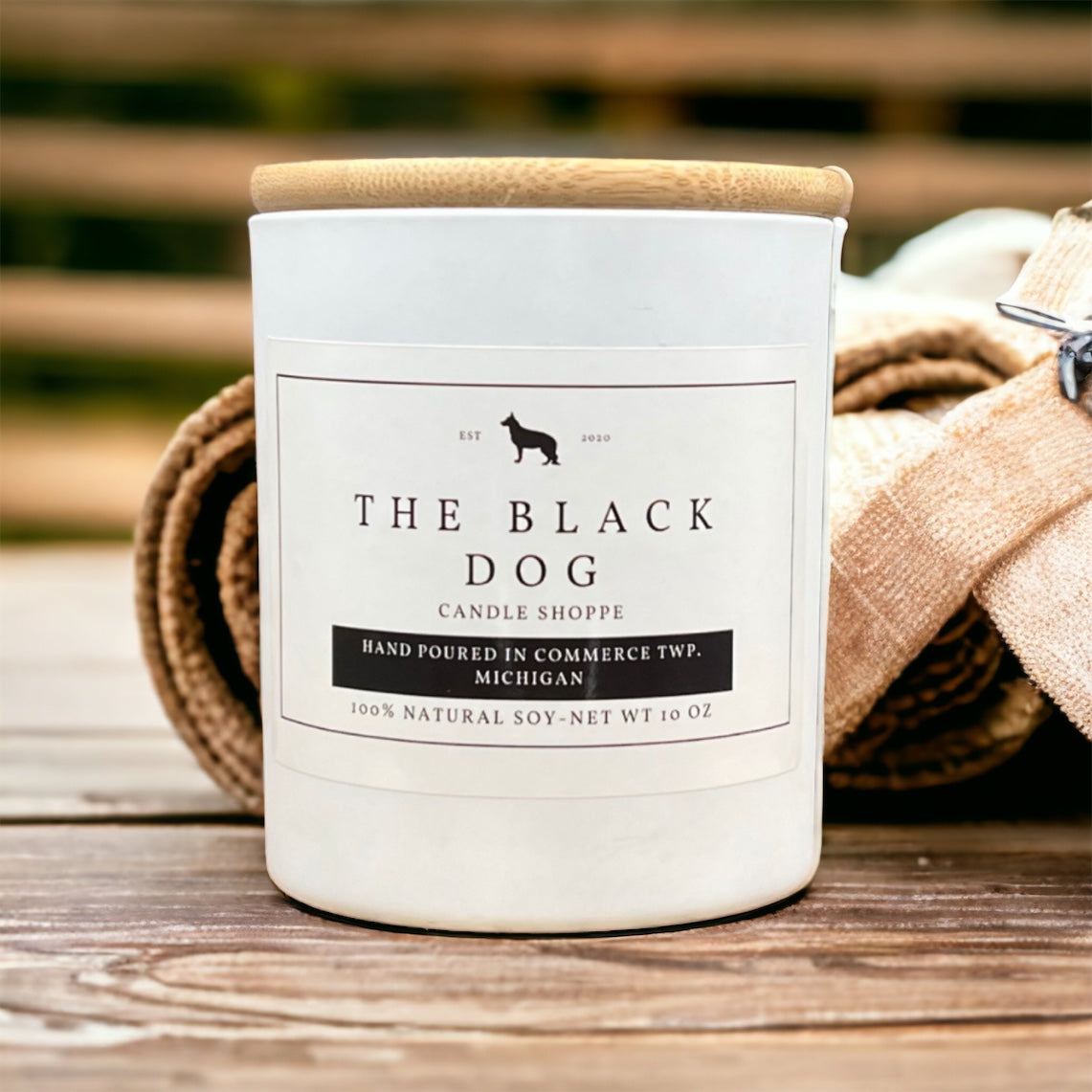 Black Dog Signature Candle - Traditional